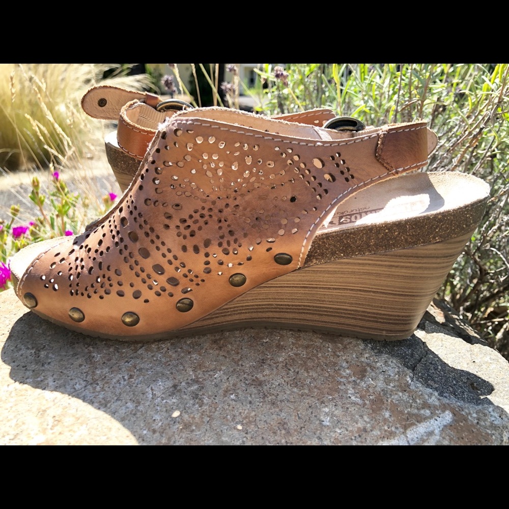 Pikolino wedge sandal size 37